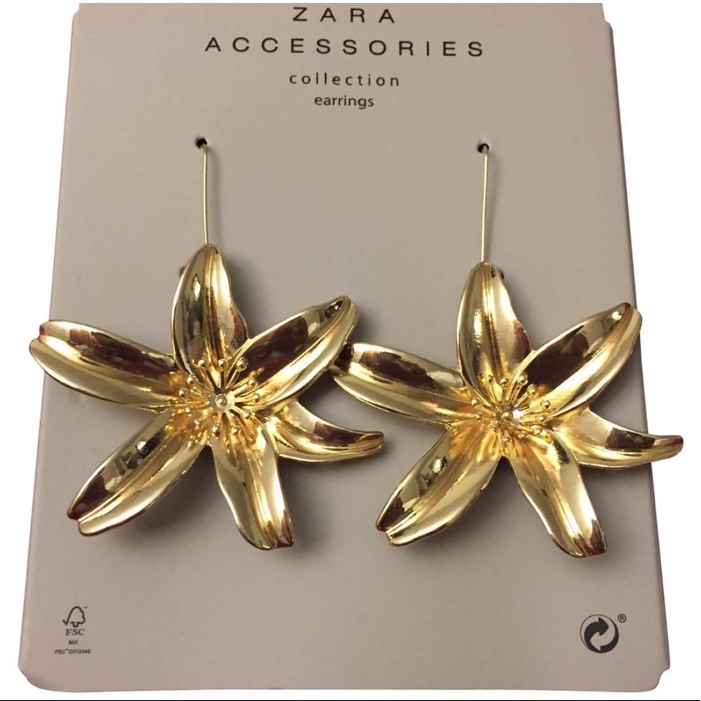 new • 2/$35 || ZARA Big Flower Statement Earrings - Picture 5 of 6